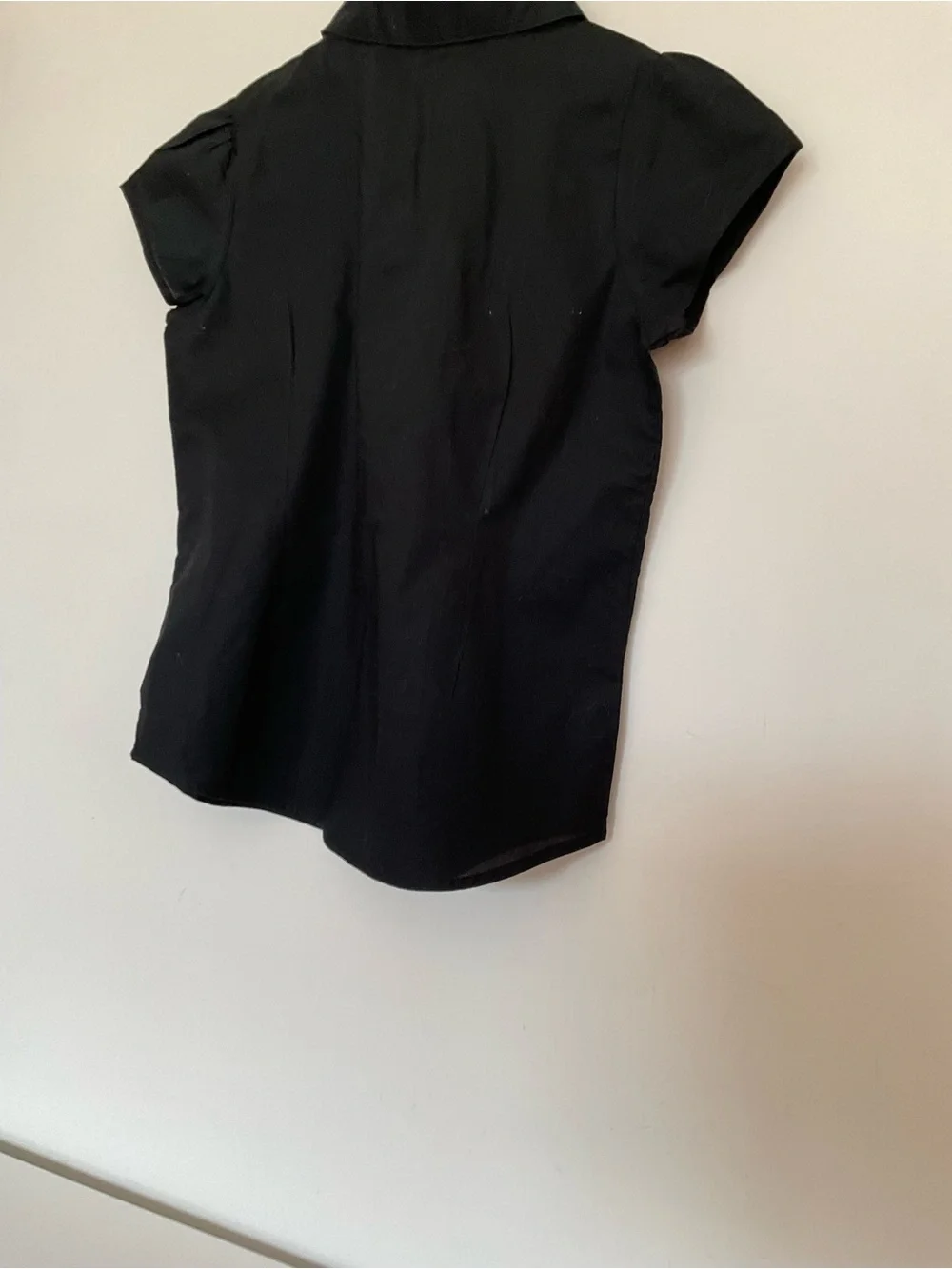 Gymboree Girls Black Short-Sleeve Button Front Top with Embellished Palm